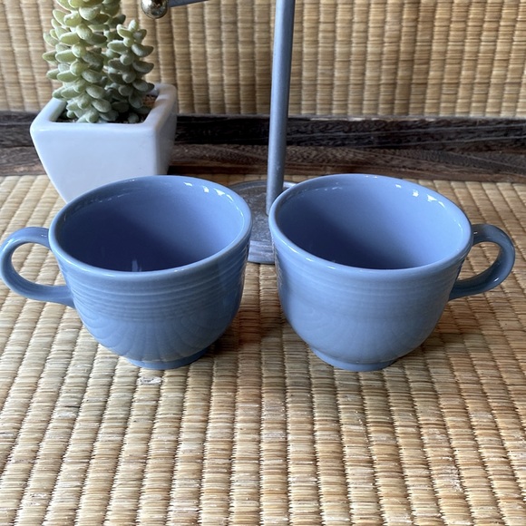 NWOT: Vintage FIESTAWARE BY HLG: 2 Tea Cups in Heather Blue - Picture 3 of 6